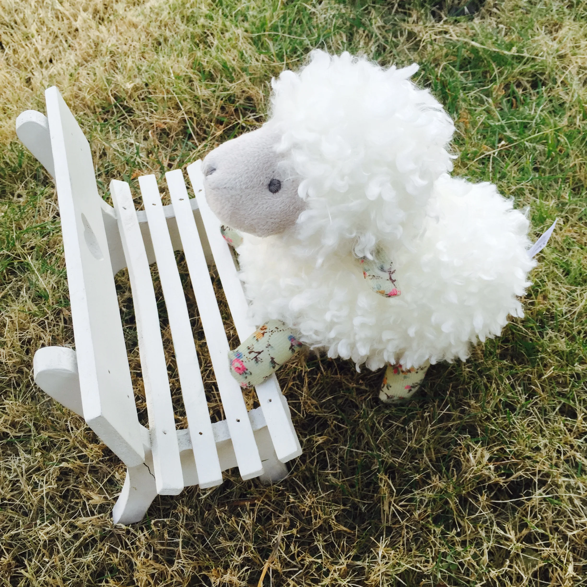 

Luxury Valentines Gift Fluffy lamb Couple Plush Toys Birthday Gift for Kids Cute Stuffed Animal Standing Sheep Girl and Boy Toys