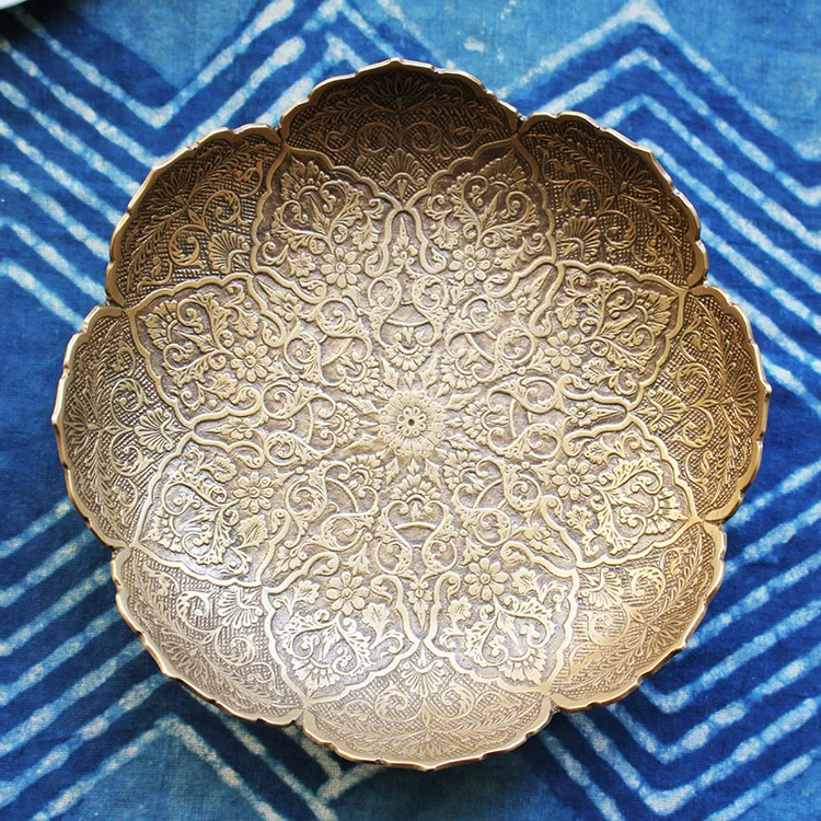 Латунь ручной работы чистая медь винтажная гравировка кружево тарелка для