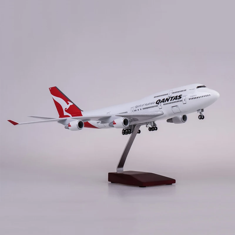 without light 1/150 масштаб 47 см самолет B747 QANTAS Boeing 747 модель самолета светодиодный свет и колесо шасси литье под давлением модель самолёта из смолы игрушка - Цвет: without light