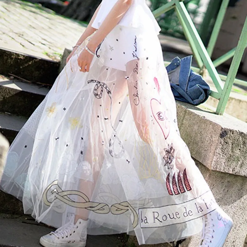 

week show new force complex process Sun God heavy pound yarn skirt embroidery bust skirt custom