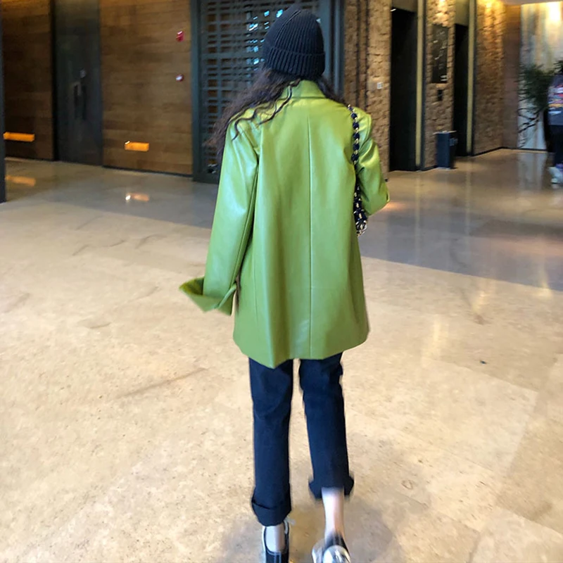 

[EAM] Loose Fit Green Pu Leather Big Size Jacket New Lapel Long Sleeve Women Coat Fashion Tide Spring Autumn 2021 1DA467