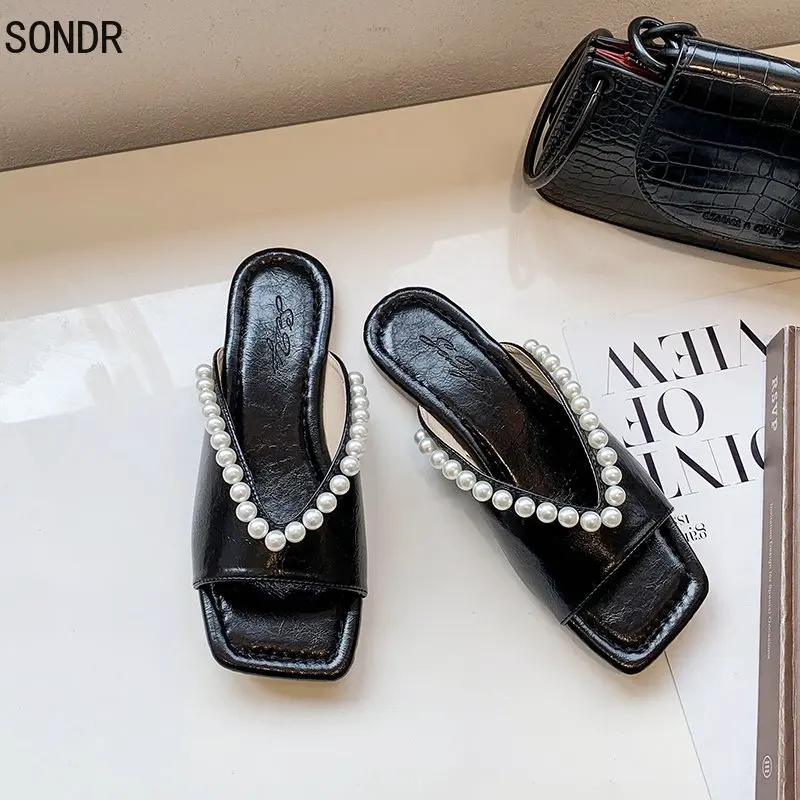 

Pearls Flat Slippers for Women Summer Comfort Soft Square Toe Slides Woman Outdoor Non Slip Flip Flop woman slippers 2021