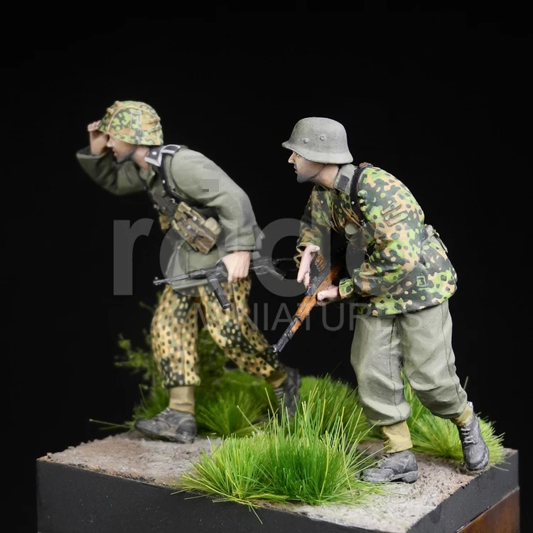 1/35 Польша 1944 Смола Модель солдат GK под огнем в разобранном и неокрашенном