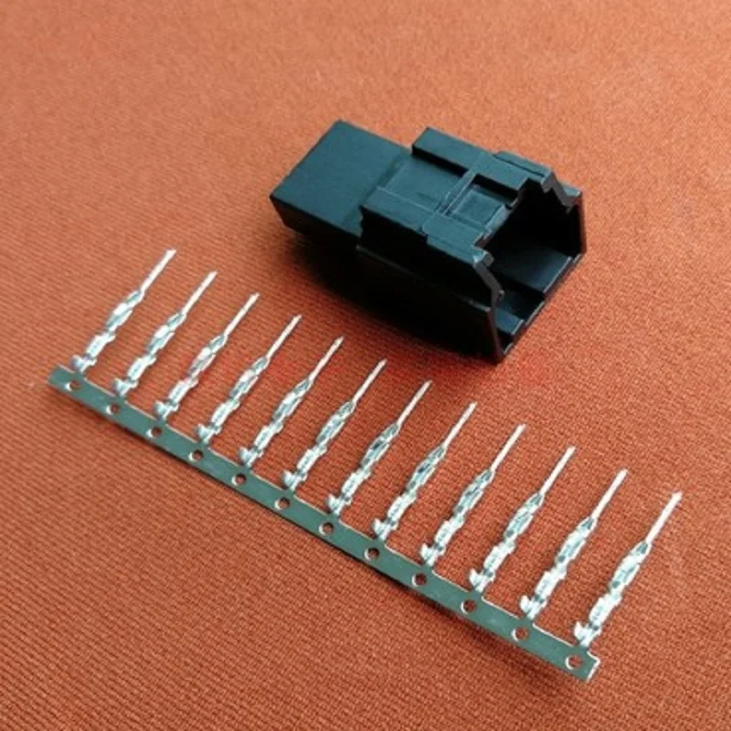 

5pcs/lot 12Pin Car SYNC2 multimedia box plug connector with terminals For Ford Mondeo