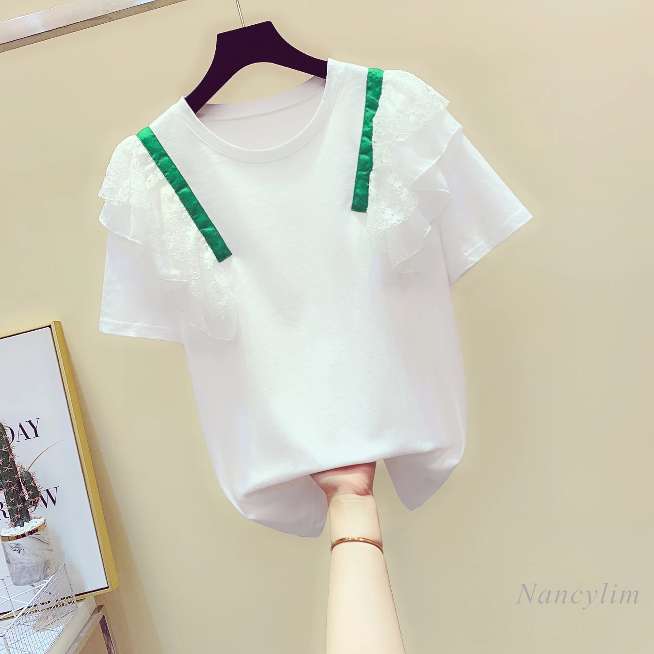 

Lace Patchwork Ruffled Cotton T-Shirt Women Short Sleeve White Tee Shirts Female Korean Fashion Loose White Tops 2021 Nancylim