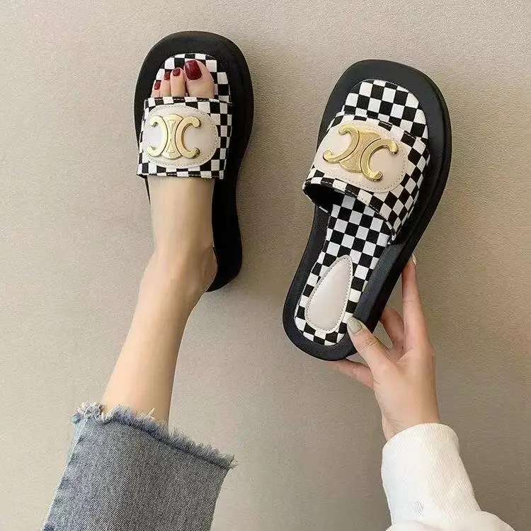 

2021 summer new style thick-soled low-heeled women slippers fashion women sandals Roman beach shoes zapatillas mujer