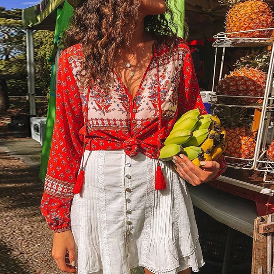 Женская богемная блузка с цветочным принтом круглым вырезом и длинным рукавом |