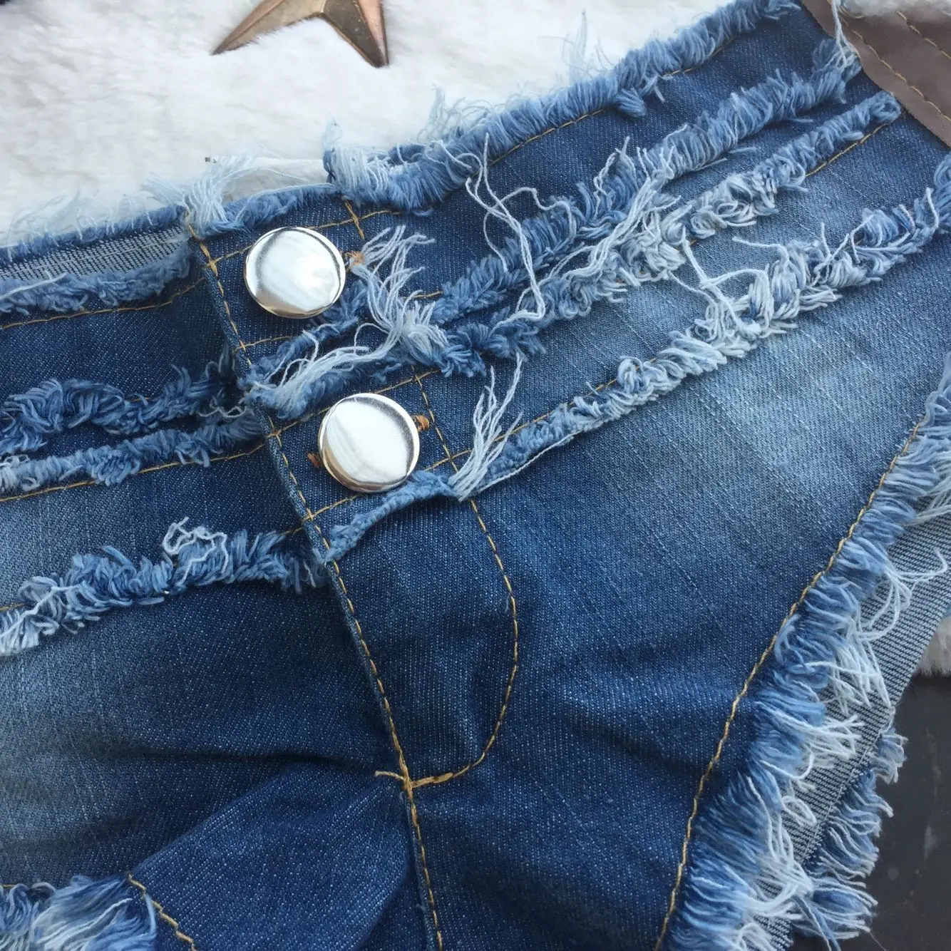 

609 Specials New Summer Women's Trendy Denim Shorts Hot Pants European and American Ultra-short Nightclub Sexy Low Waist
