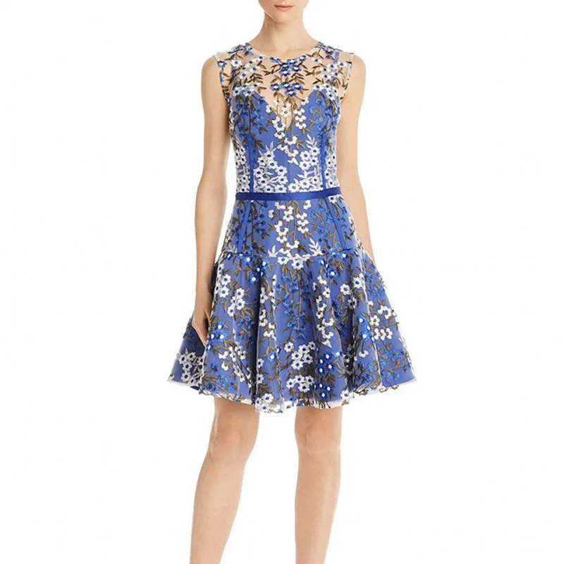 Новое поступление подиумное летнее платье с цветочной вышивкой сексуальное