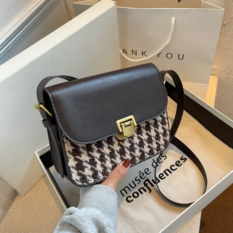 

Тысяча птиц Сетчатая Сумка женская зимняя новая простая сумка-мессенджер модная маленькая квадратная сумка с замком в иностранном стиле