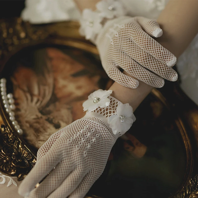Женские короткие атласные свадебные перчатки на пальцах с бантом