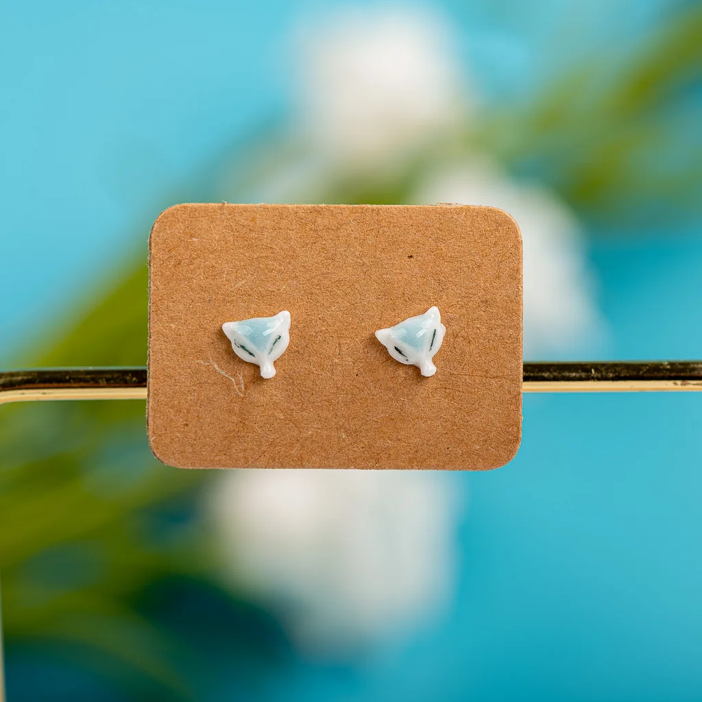 Маленькие и милые фарфоровые украшения антиаллергенные Разноцветные серьги # LY504