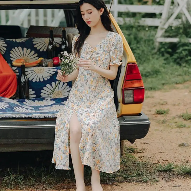 

Женское шифоновое платье-макси с коротким рукавом, V-образным вырезом и разрезом