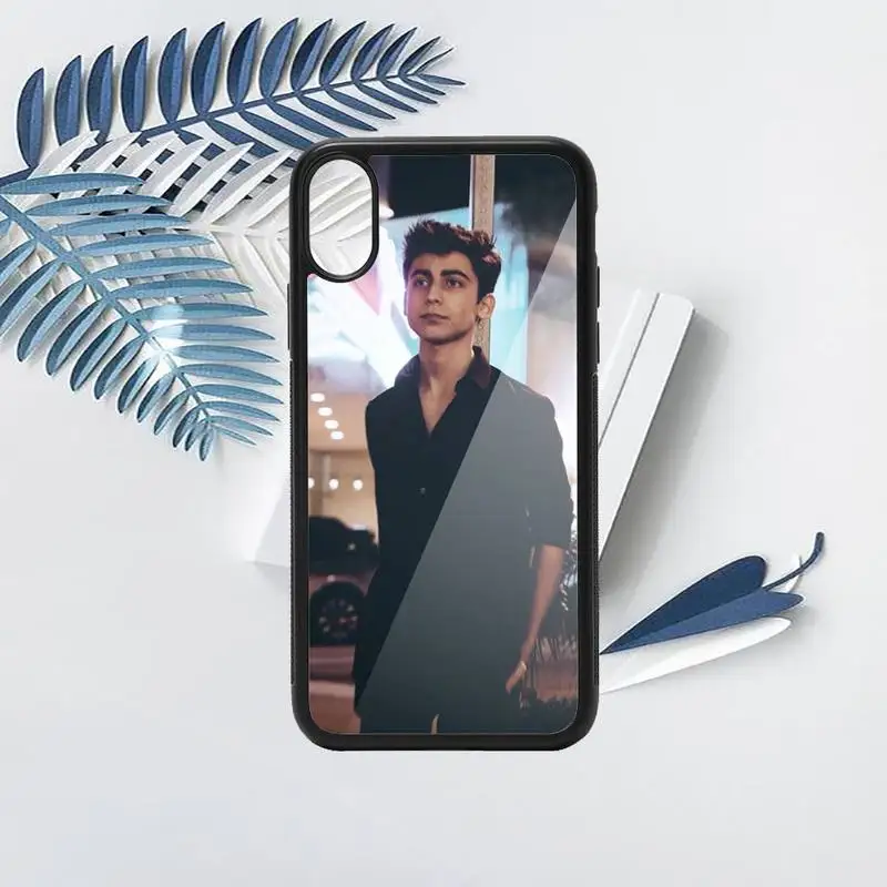 

Famous actors Aidan Gallagher Cute boy Phone Case PC for iPhone 11 12 pro XS MAX 8 7 6 6S Plus X 5S SE 2020 XR