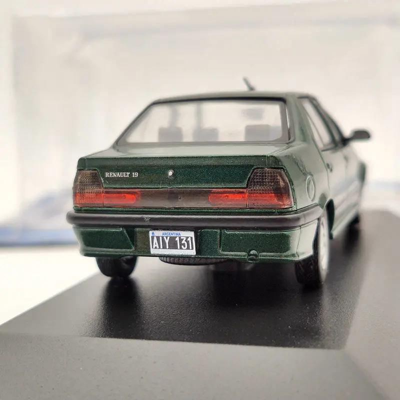 IXO 1/43 для Renault 19 RT 1995 аргентинские современные автомобили лимитированные Зеленые