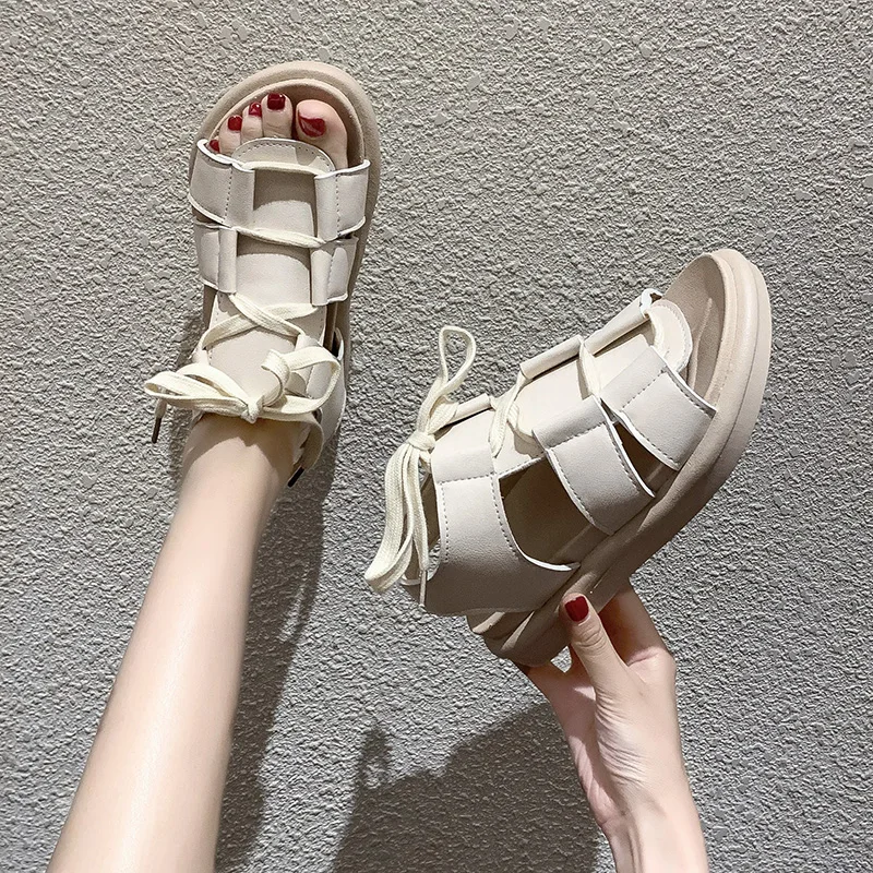 

Sandals female fairy wind 2020 summer cross strap models students wild tide sponge cake thick bottom Roman shoes Z745