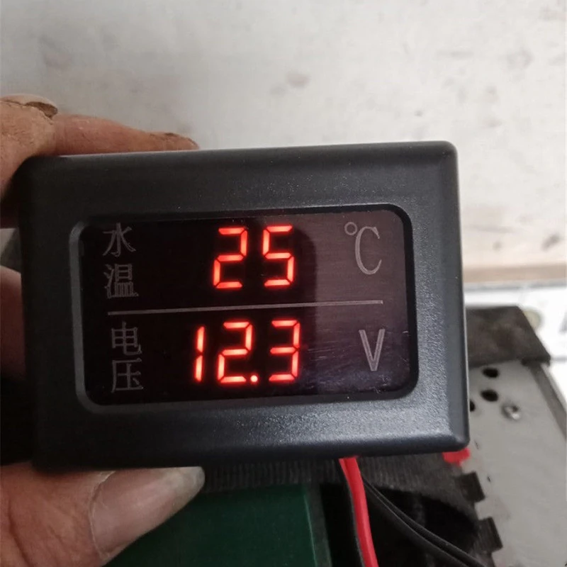 

LCD Water Temperature Voltmeter Voltmeter 10mm Universal 12V-24V Gauge