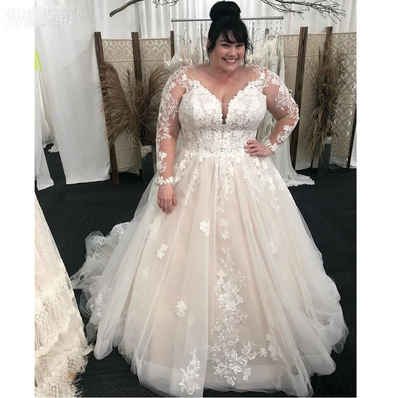 

2021 Long Sleeves Lace Appliques Plus Size Bridal Gowns Vintage A Line Wedding Dresses Court Train Backless Vestidos De Noiva