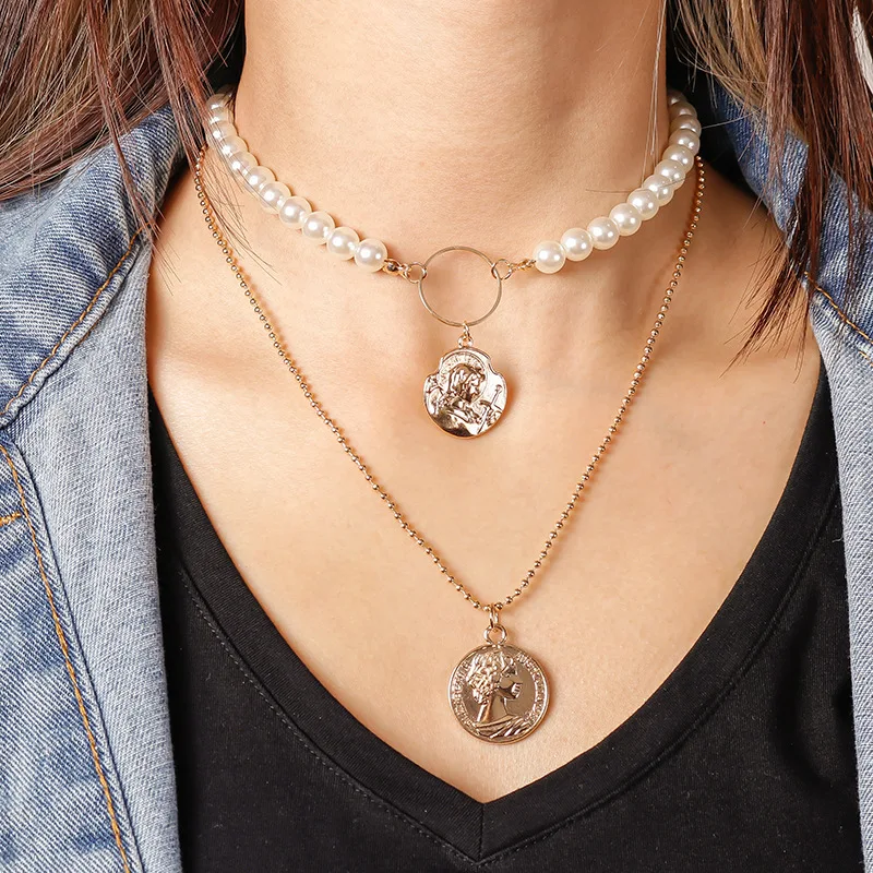 

New Multi Layer Portrait Pendant Baroque Pearls Choker Necklace Gothic Gold Chain Long Necklace Women Fashion Trend Jewelry