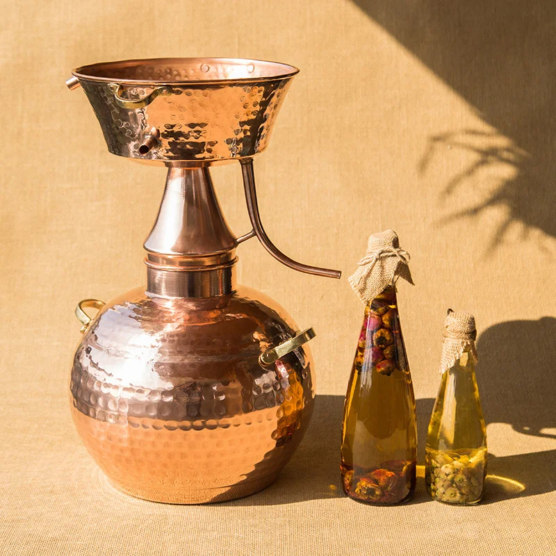 Дистиллятор ручной работы из чистой меди Используется для дистилляции эфирных
