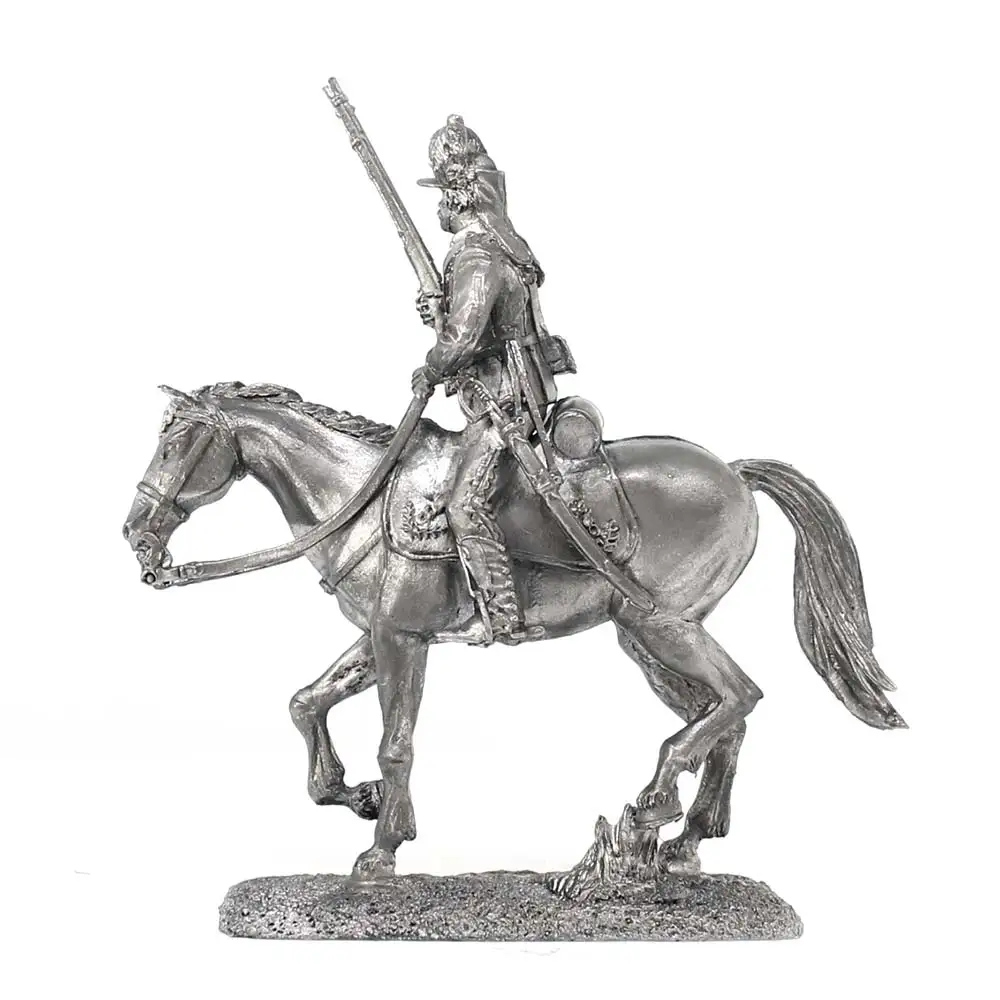 Рядовой легкоконных полков 1780-90 гг - оловянный солдатик фигурка 54 мм P502 | Дом и сад