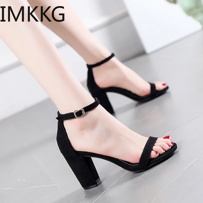 Сандалии женские с открытым носком однотонные босоножки на толстой подошве