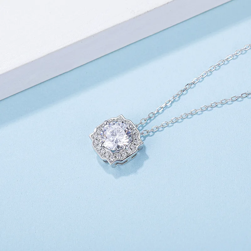 GEM'S BALLET 1.0ct VVS1 Brilliant Moissanite Diamond Pendant Necklace For Women 925 Sterling Silver Halo Wedding | Украшения и