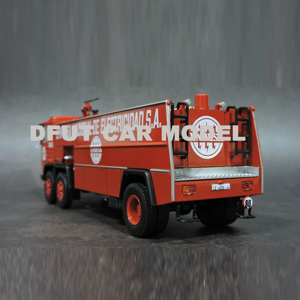 Игрушечная модель автомобиля из 1:43 сплава ENDESA pegazo пожарный двигатель Детские