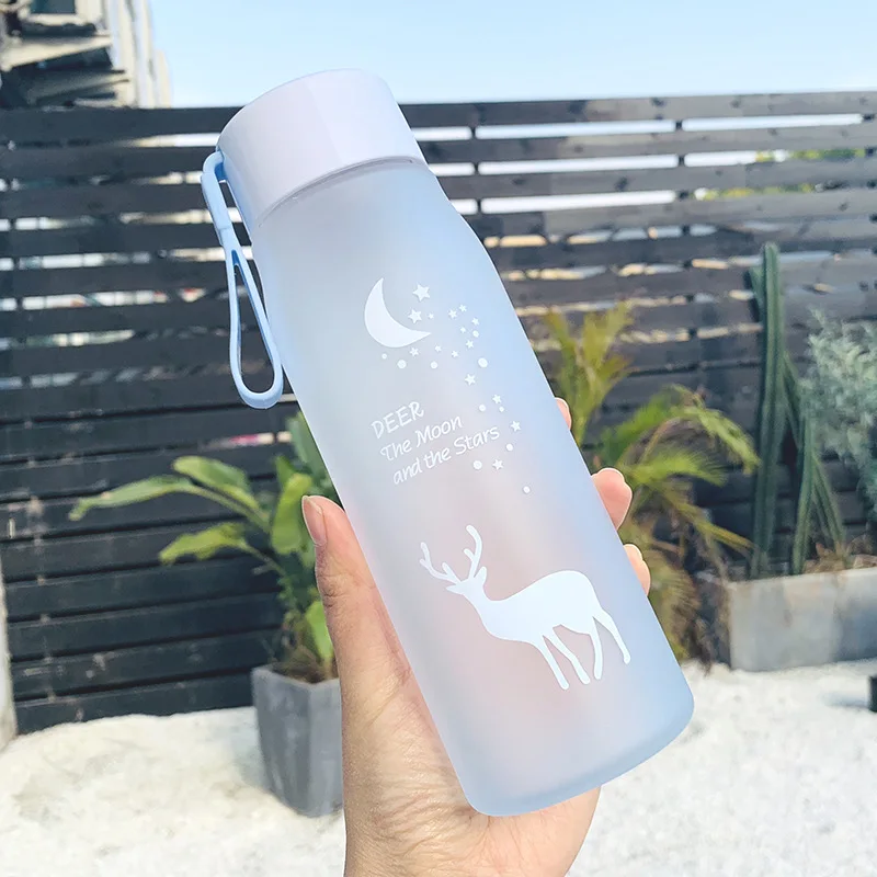 560ml Water Bottle Leak Proof for Girl Biking Travel Portable Water Bottles Plastic milk bottle insulated water bottle - Цвет: Sky blue