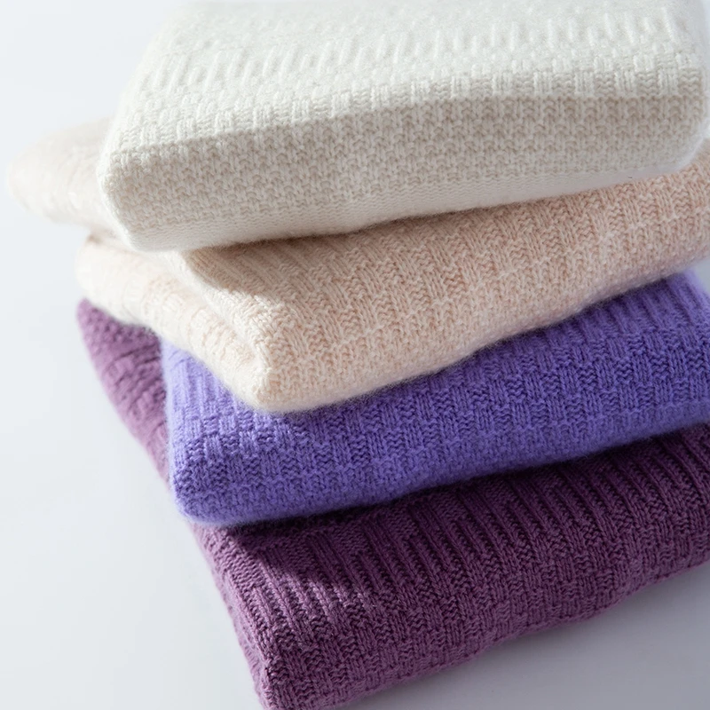 Пуловер женский трикотажный из ангорской шерсти с длинным рукавом | Женская