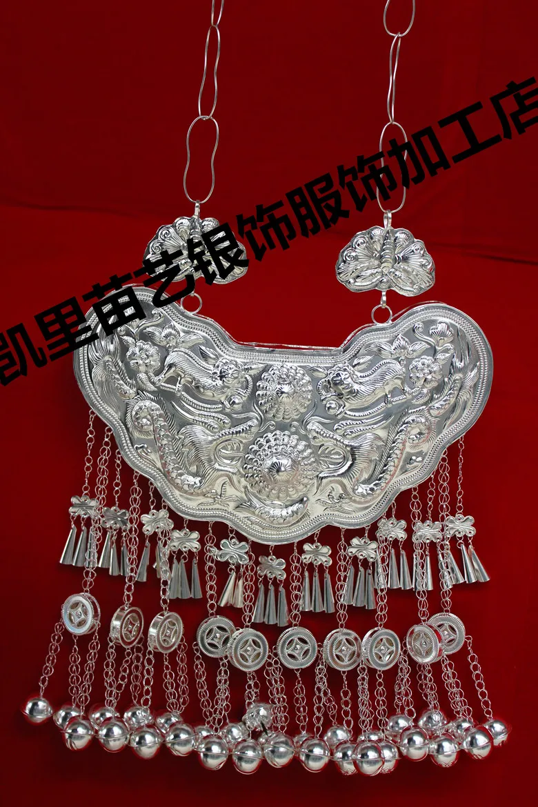 

Multilayer Hmong Necklace Oriental Collar For Women Chinese Folk Dance Accessories Minority Exaggerated Retro Chain Miao lock