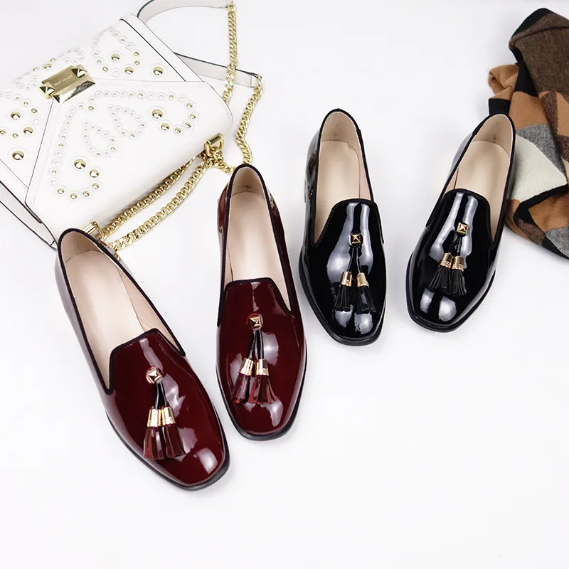 Женские лоферы сезон весна-осень модная женская обувь из лакированной кожи на