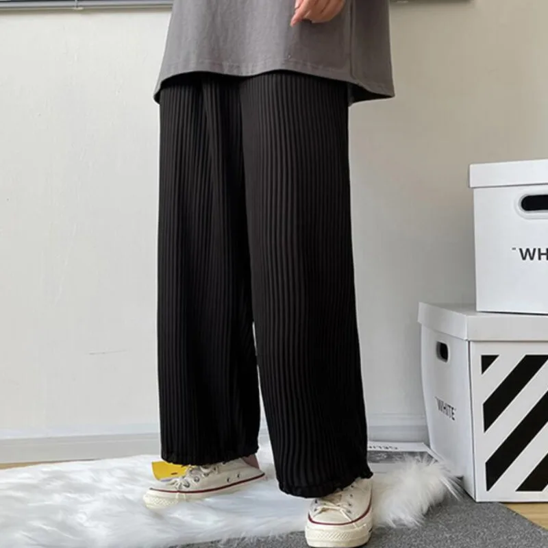 

Summer Pleated Pants Men's Fashion Black White Casual Pants Men Korean Loose Breathable Wide-leg Pants Mens Ice Silk Pants M-3XL