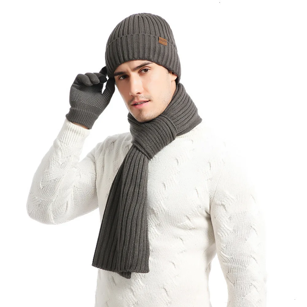 Мужская зимняя теплая вязаная шапка + шарф бесконечности и перчатки для