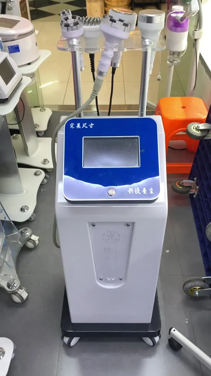 

2021 Multi-function Face Lift Ultra 40k 80 k Cavitation 5D Carving Instrument Vacuum body shaping Slimming machine