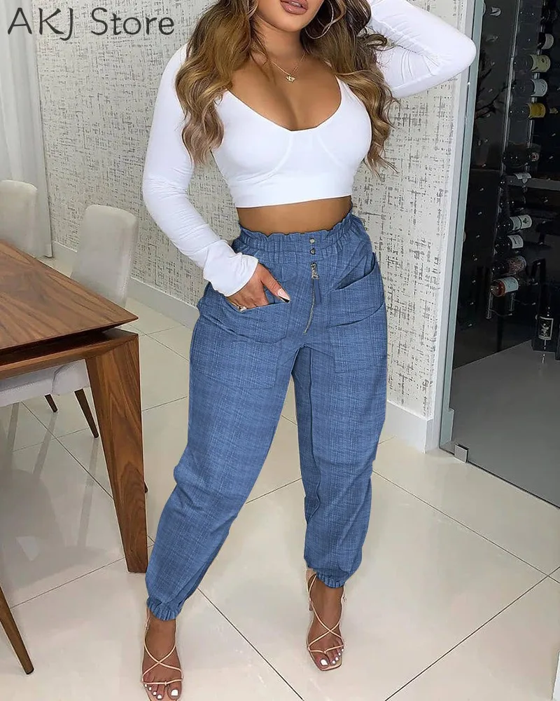 

Women Solid Color Zipper Button Pocket Design Shirring Detail Denim Pants