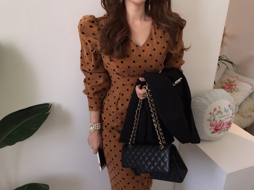 

French Style Spring Autumn Women Casual Polka Dot Print A-Line Party Corduroy Dresses Eleagnt Lace-Up Slim Fashion LYQ1299
