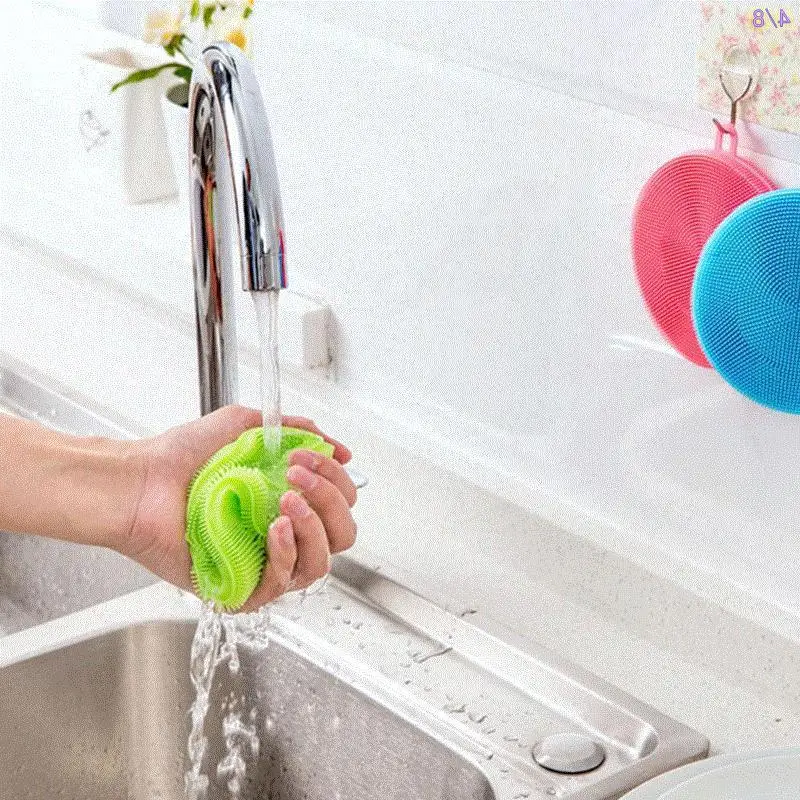 

2021 Kitchen Accessories Silicone Magic Cleaning Brushes Washing Fruit Brush Insulation Pad Pot Bowl Cleaner Kitchen Tools