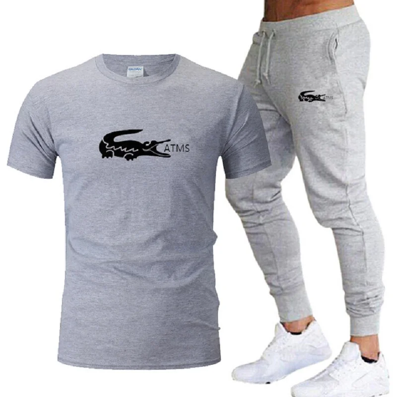 

In 2021, men's T-shirt and pants suits, two-piece suits, men's casual sportswear, new fashion printing suits, sports pants suits