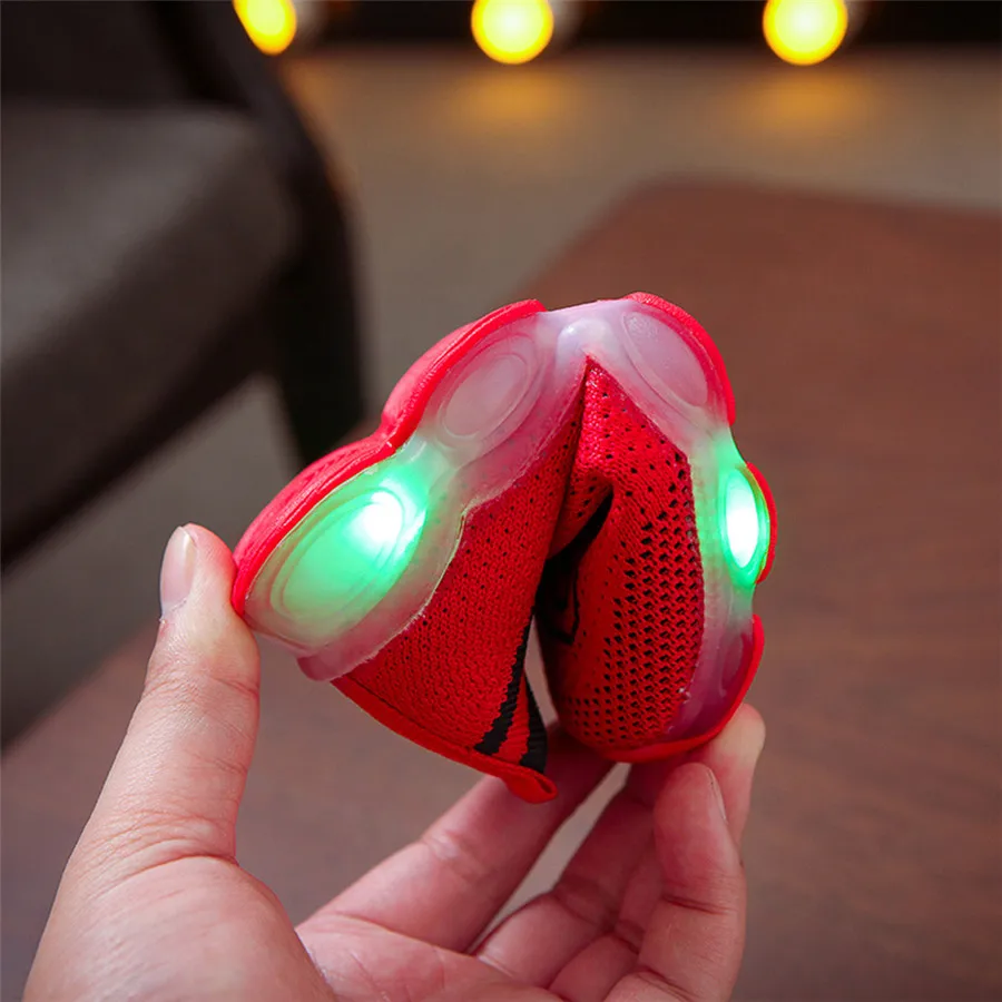 Светящиеся ботинки красочные светящиеся со шнуровкой для девочек женская обувь