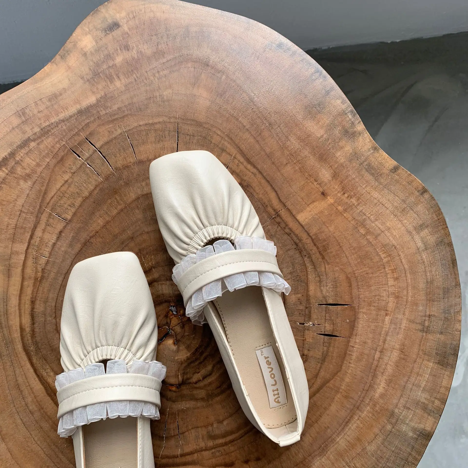 

Elegant Shallow Mouth Shoes Woman 2021 Modis Casual Female Sneakers Round Toe Flats New Summer Comfortable Cute Glitter Dress Fa