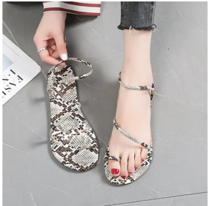 

Сандалии женские с перекрестными кружевами, босоножки на плоской подошве, модные пляжные босоножки с круглым носком, большие размеры, лето