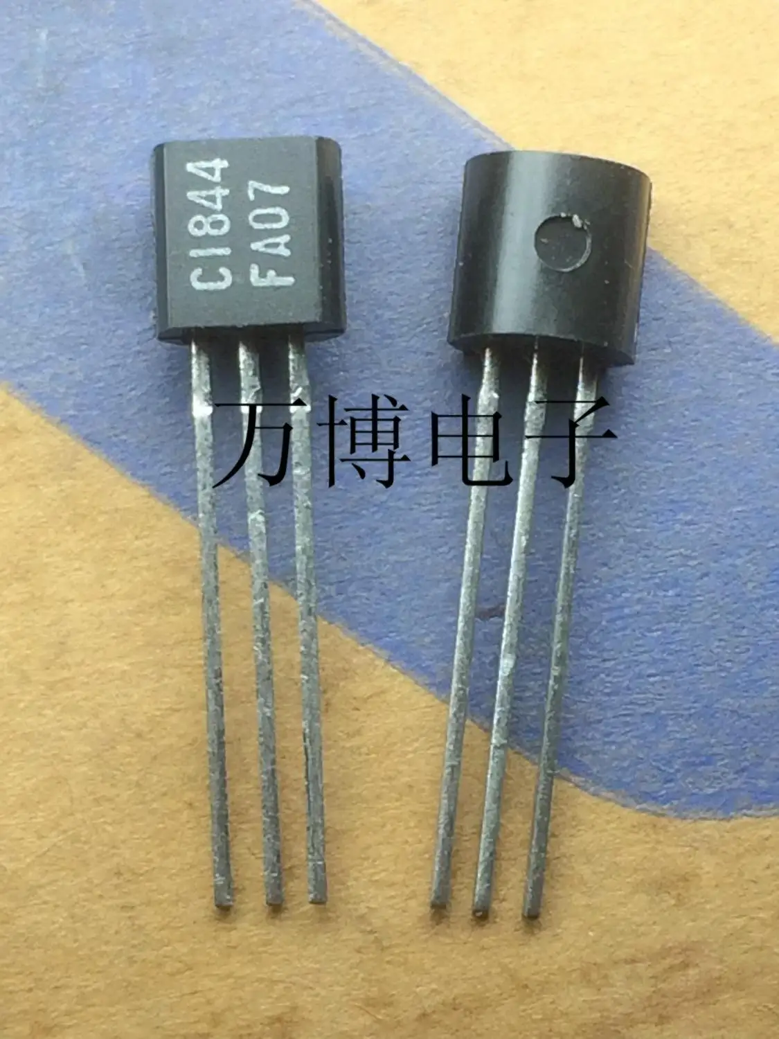 hot sale 10pcs/30Pcs JAPAN brand new original 2SC1844 C1844 E/F file white gold voice Audio electronics free shipping | Электронные