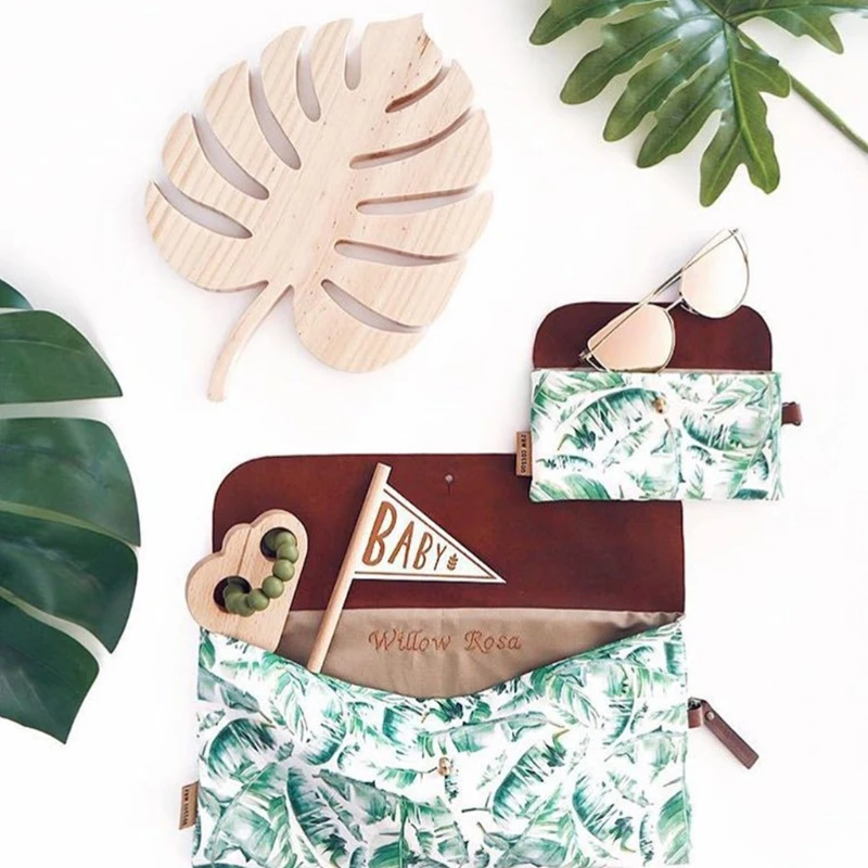 

Wooden Moon Stars Desktop Ornament Cartoon Crafts Creative Windowsill Landscape for Home Decor Indoor Creative Desktop