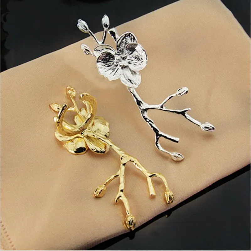 

1PCS New 2017 High-end Hotel Tableware Decoration Supplies Alloy Napkin Rings Napkin Buckle Serviette Circle For Wedding Banquet