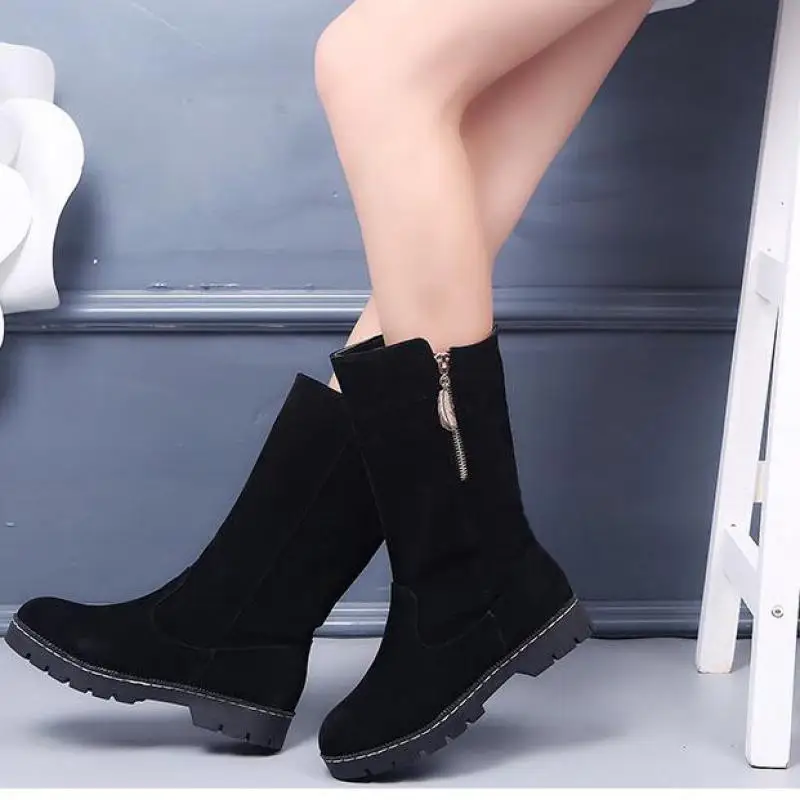 Women Short Plush Snow Boots Ladies Winter Warm Non Slip Ankle Boots Female Faux Fur Outdoor Casual Short Boot Solid New Fashion