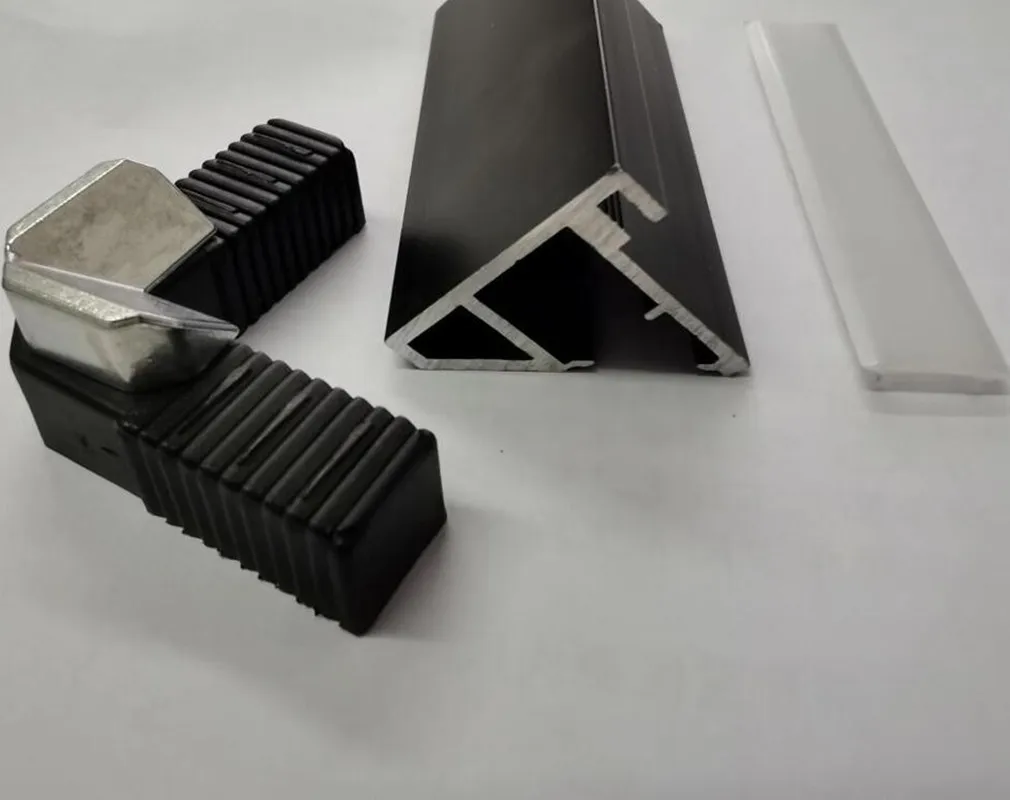 구매 알루미늄 프로파일 블랙 컬러 커버와 엔드 캡, 중국 제조 무료 배송 구매 알루미늄 프로파일 블랙 컬러 커버와 엔드 캡, 중국 제조 무료 배송