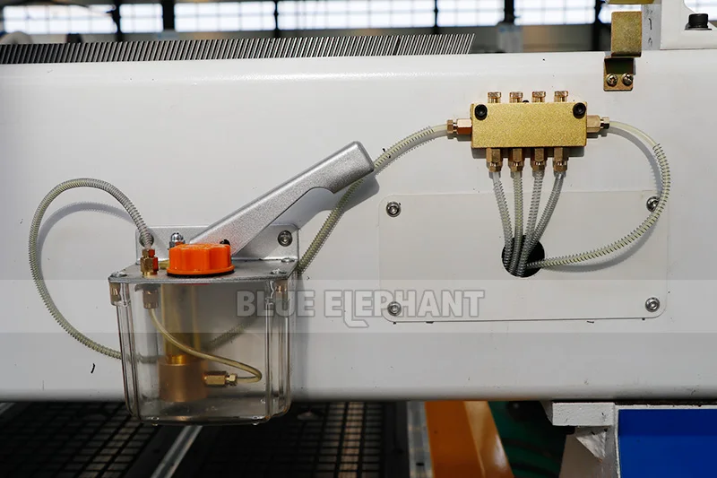 Синий слон 1325 3 осевой ЧПУ маршрутизатор сделано в Китае высокого качества