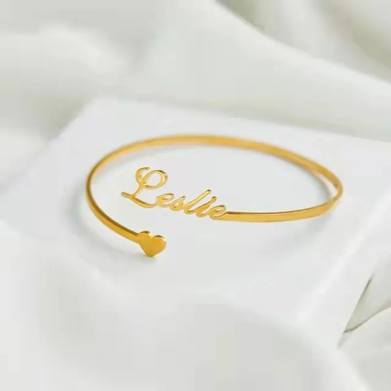 

Fashion Custome Name Bracelet Stainless Steel Adjustable Name and Heart Shaped Bracelet for Women Lady Jewelry Wedding Gift