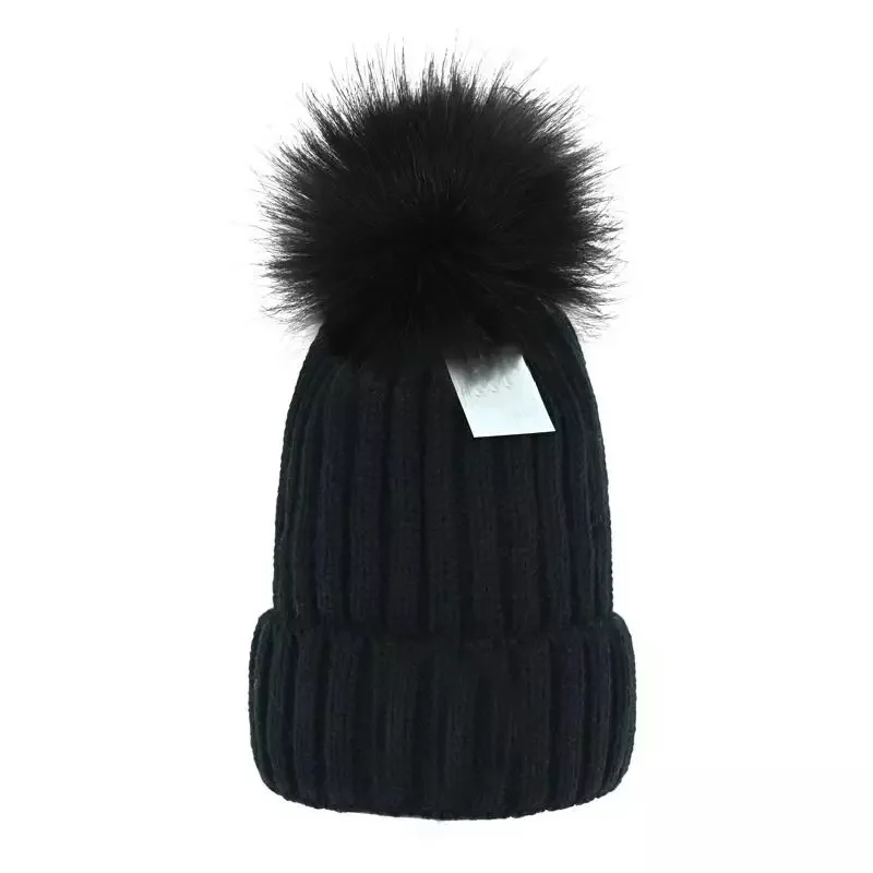 

2021m Cheap Wholesale beanie New Winter caps Knitted Hats Women bonnet Thicken Beanies Raccoon Fur Pompoms Warm Girl Caps pompon